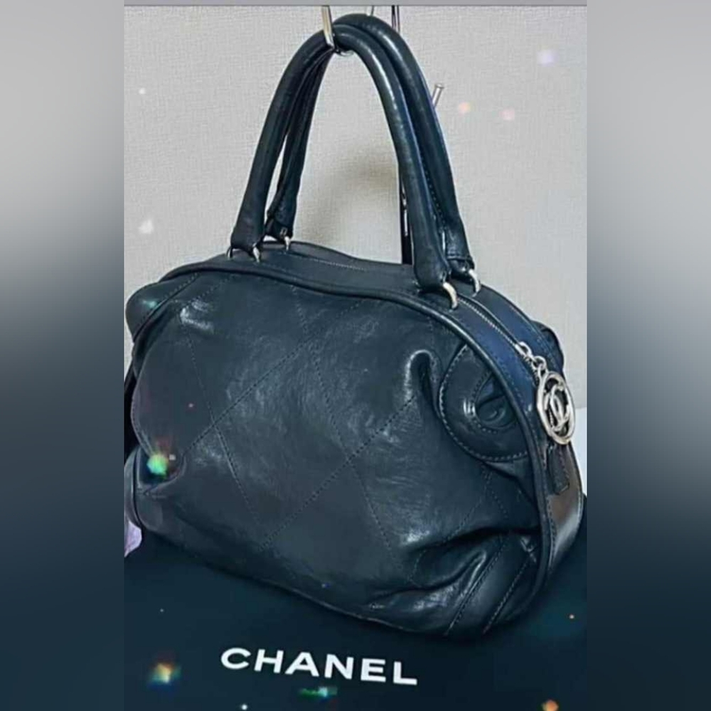 Chanel purse